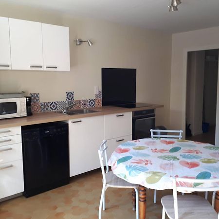 Le Pouvoir Des Fleurs,Jusqu'A 4 Personnes Crots Exterior photo