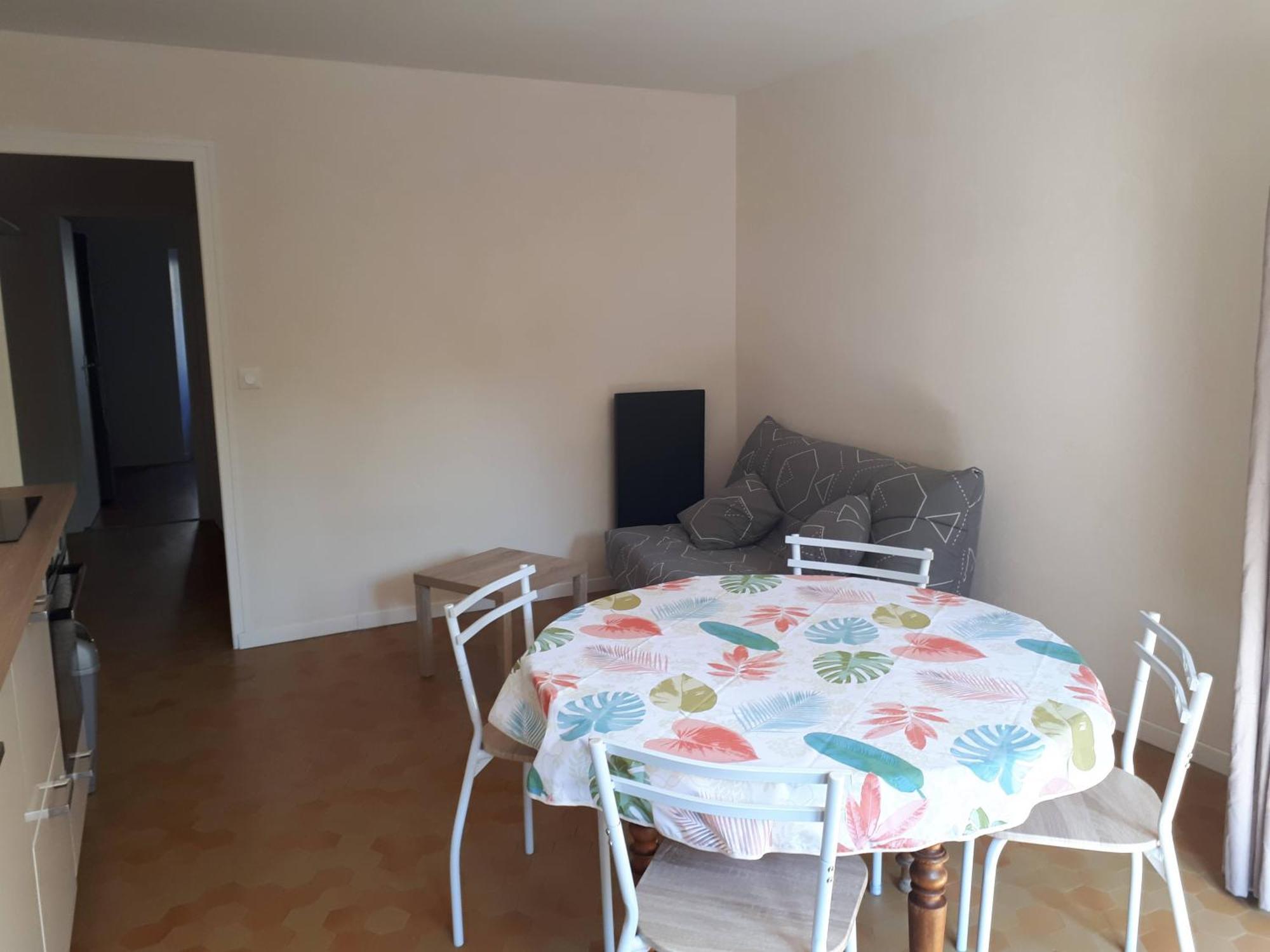 Le Pouvoir Des Fleurs,Jusqu'A 4 Personnes Crots Exterior photo